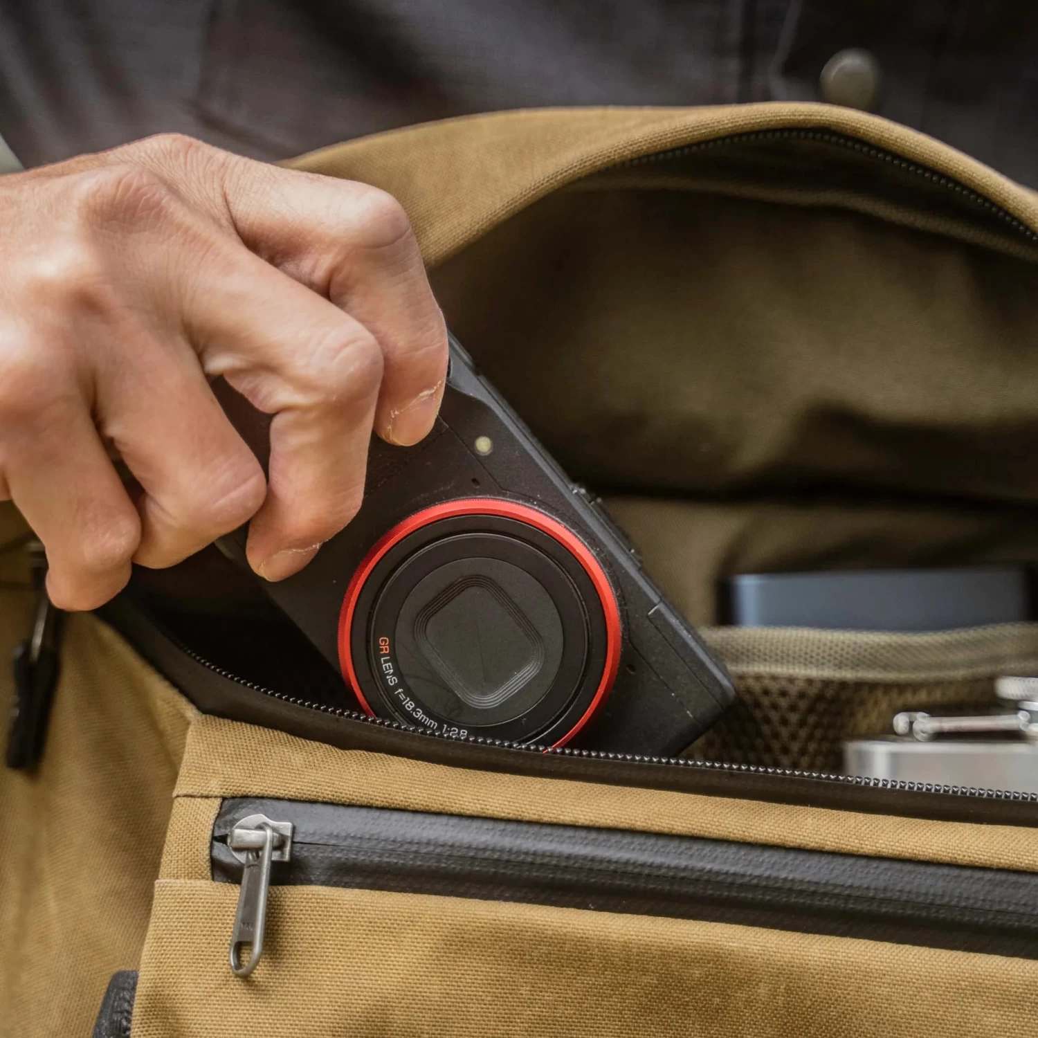 Sling Pouch 3.5 L 11 Sling Pouch 3.5 L - Image 11