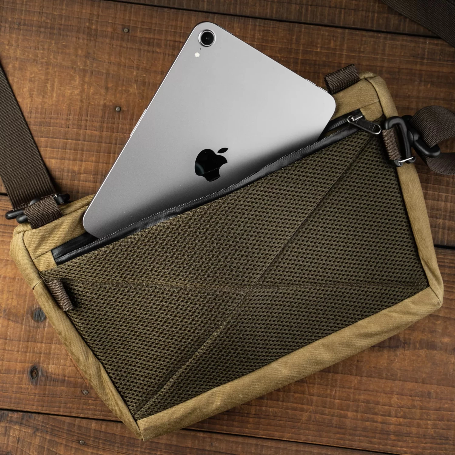 Sling Pouch 3.5 L 15 Sling Pouch 3.5 L - Image 15