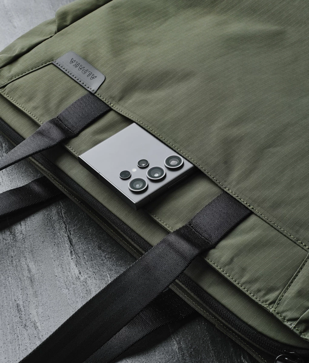 Metro Tote 16 Metro Tote - Image 16