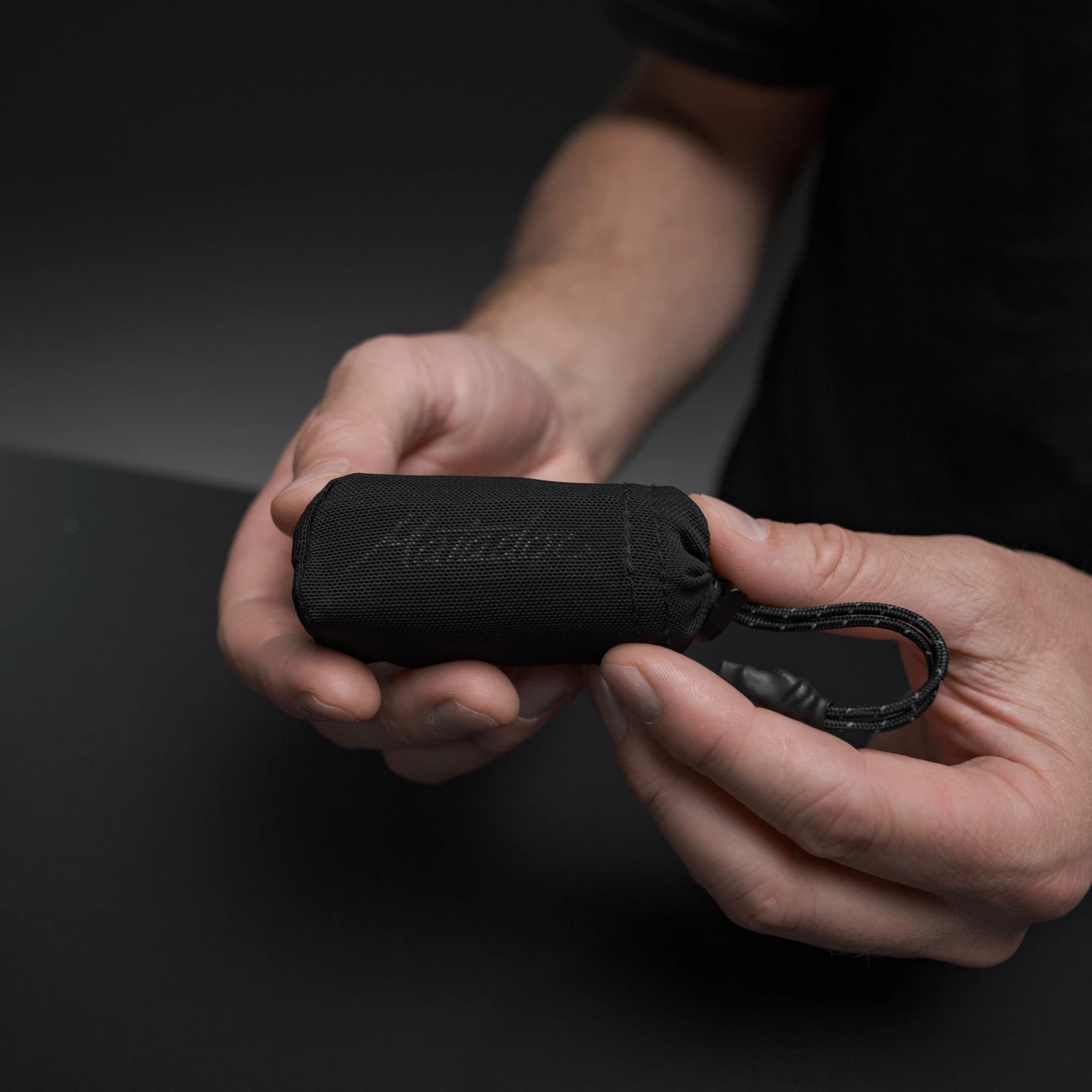 Matador Ultralight Travel Towel Small 7 Matador Ultralight Travel Towel Small - Image 7