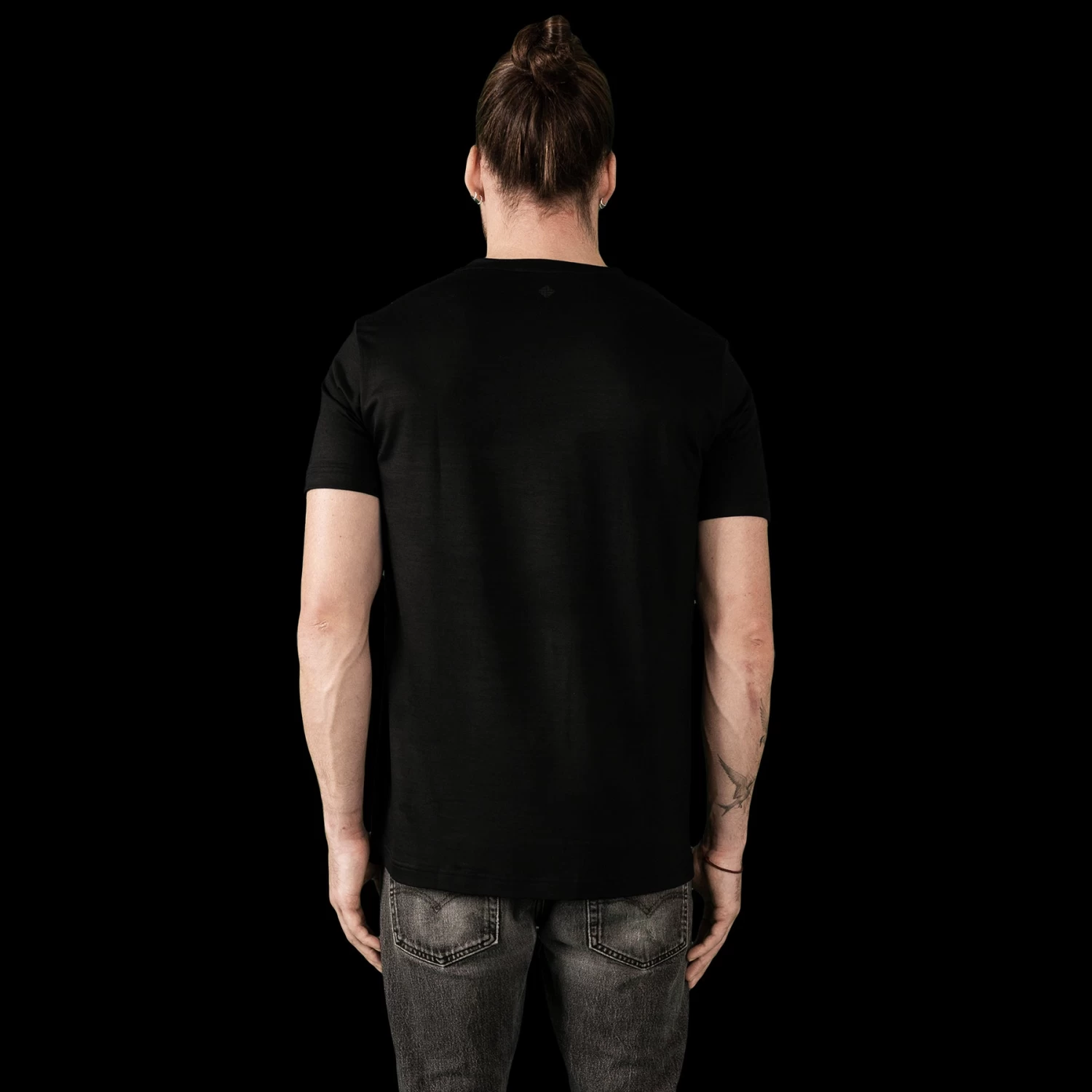 Ultrafine Merino T-Shirt - Black 3 Ultrafine Merino T-Shirt - Black - Image 3