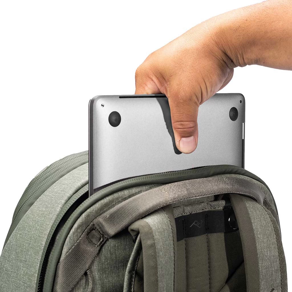 Peak Design Travel Backpack 30 L 15 Peak Design Travel Backpack 30 L - Image 15