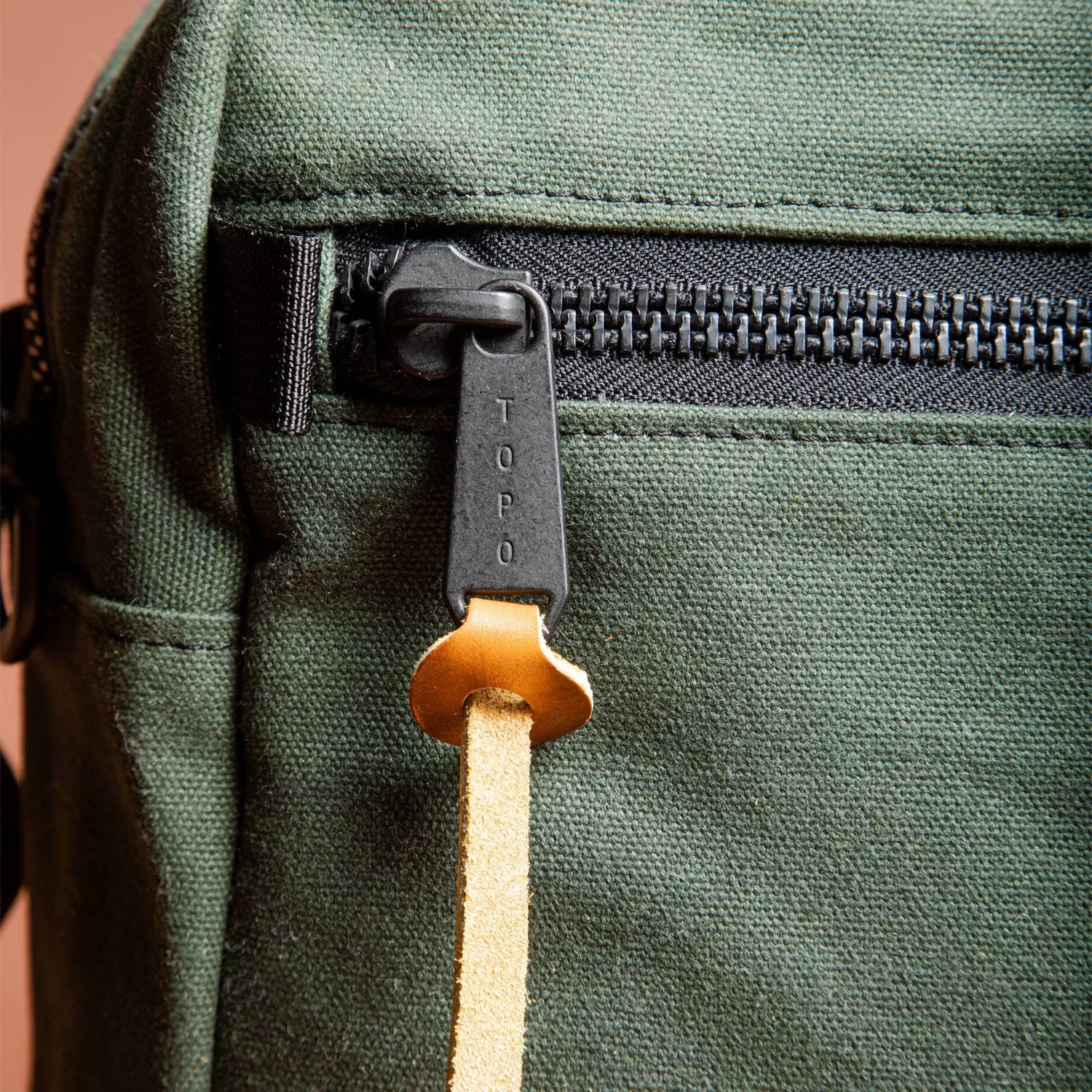 Topo Designs Commuter Briefcase Heritage Canvas 4 Topo Designs Commuter Briefcase Heritage Canvas - Image 4