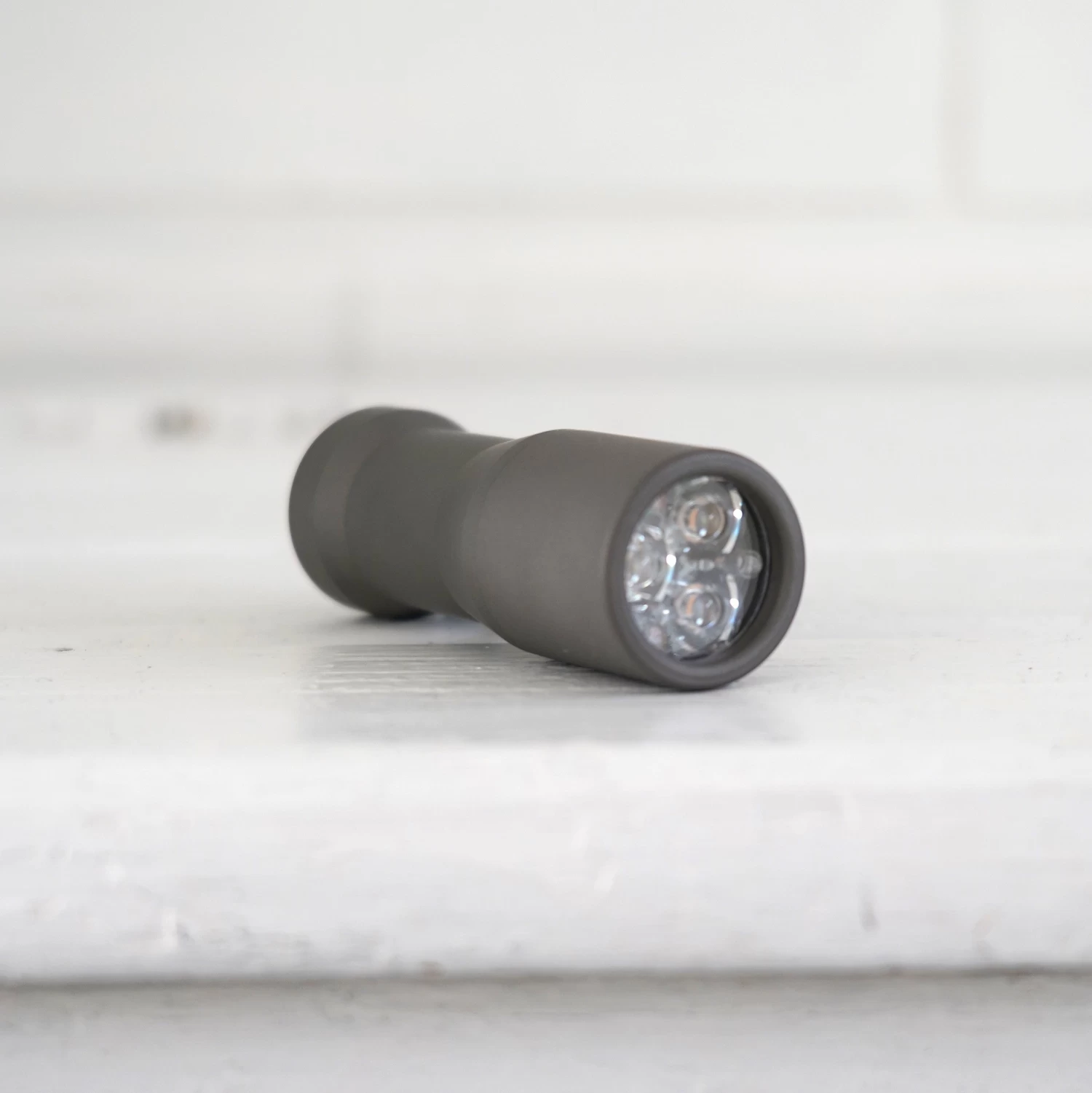 Peanut Titanium Flashlight 5 Peanut Titanium Flashlight - Image 5