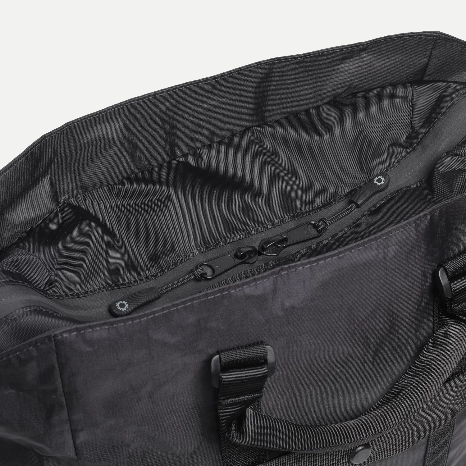 Utility Tote Portrait Dyneema 7 Utility Tote Portrait Dyneema - Image 7