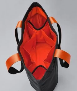 Elements Tote 18 Elements Tote -Outdoor Equip Store 47628