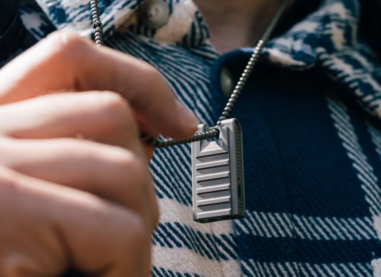 Abrams Titanium Whistle 12 Abrams Titanium Whistle - Image 12