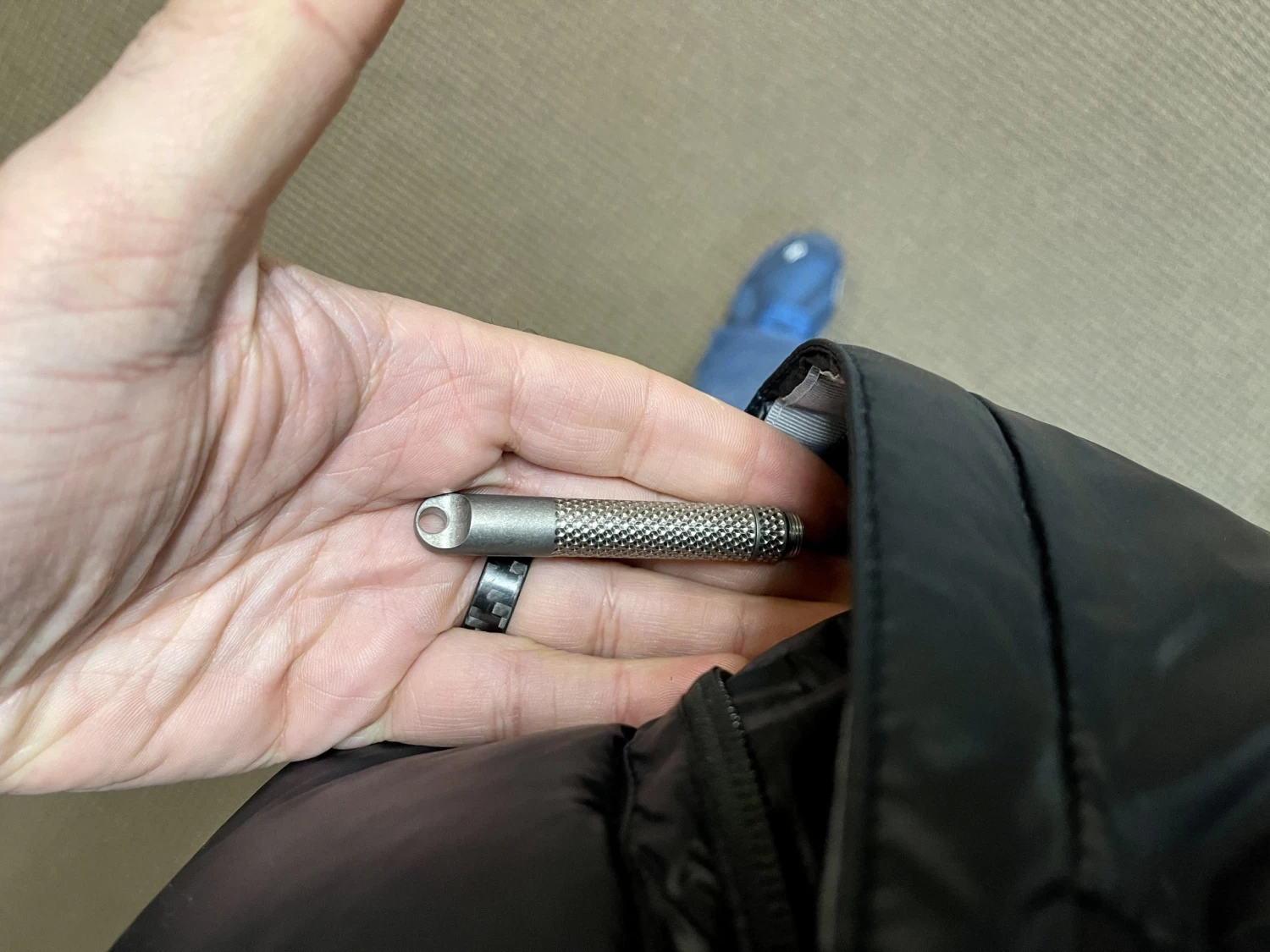 Titanium Collapsible Scalpel 17 Titanium Collapsible Scalpel - Image 17