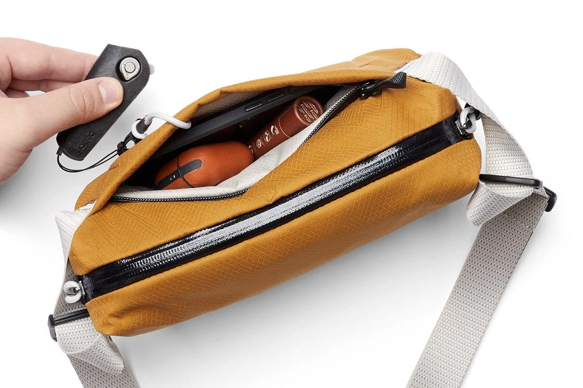 BELLROY Lite Sling Mini 3 BELLROY Lite Sling Mini - Image 3