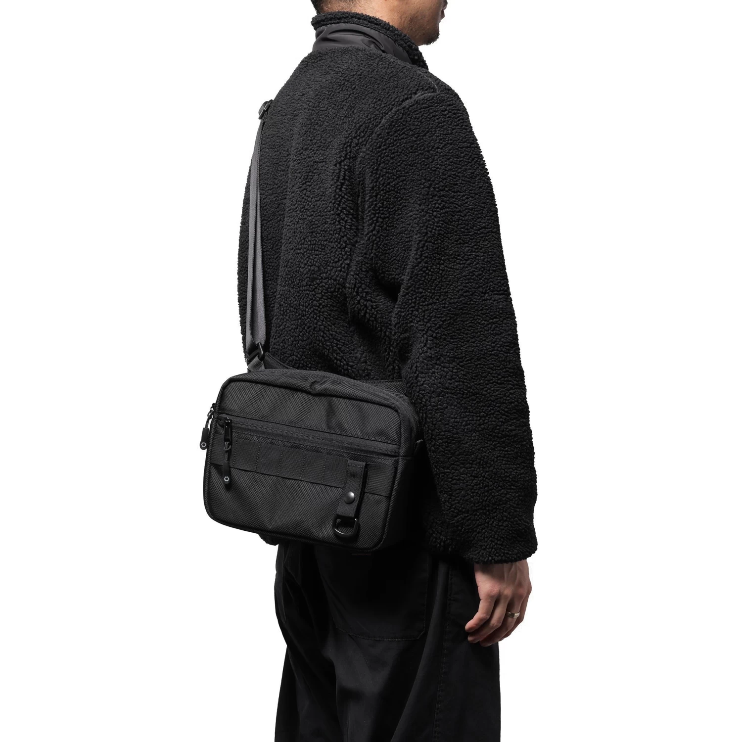 Sling Pouch Large 7 Sling Pouch Large - Image 7