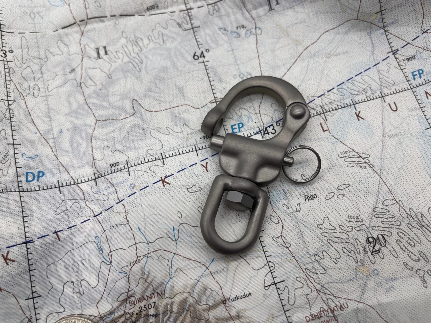 Titanium QR Snap Shackle 3 Titanium QR Snap Shackle - Image 3