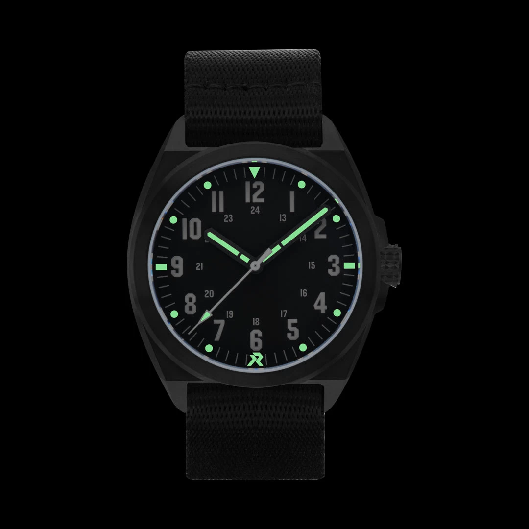 Valour 38 Obsidian Black 2 Valour 38 Obsidian Black - Image 2