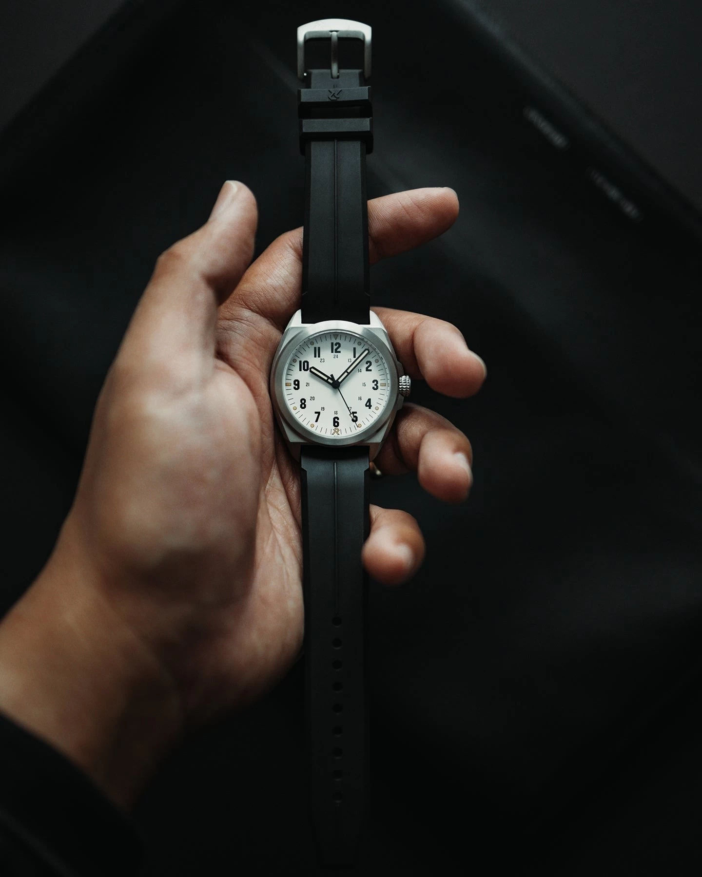 Valour 38 Whistler White 5 Valour 38 Whistler White - Image 5