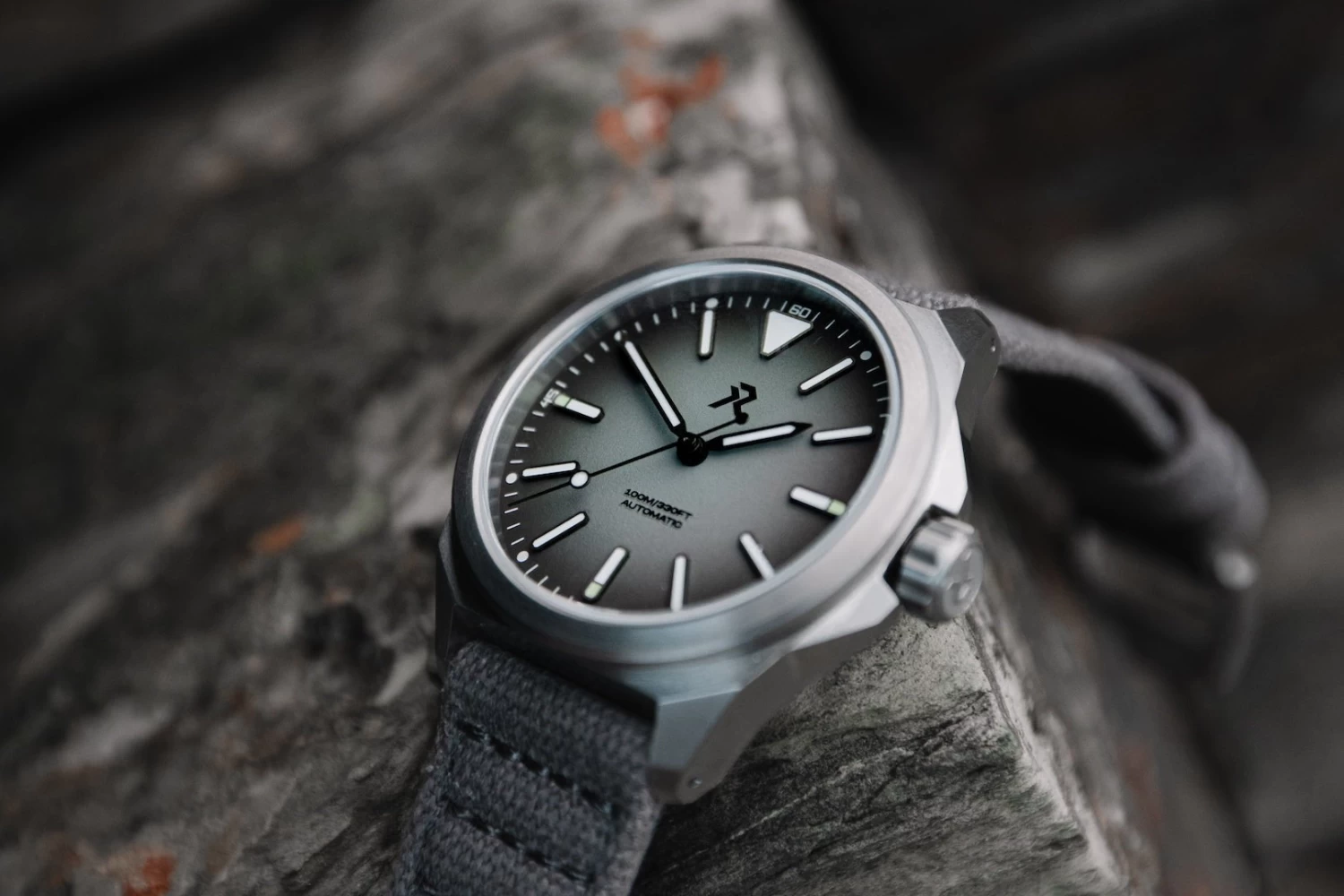 Resolute Arctic Grey 4 Resolute Arctic Grey - Image 4