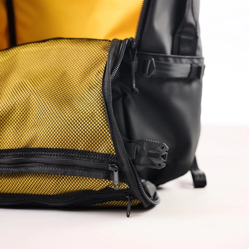 Clamshell 38 Backpack 14 Clamshell 38 Backpack - Image 14