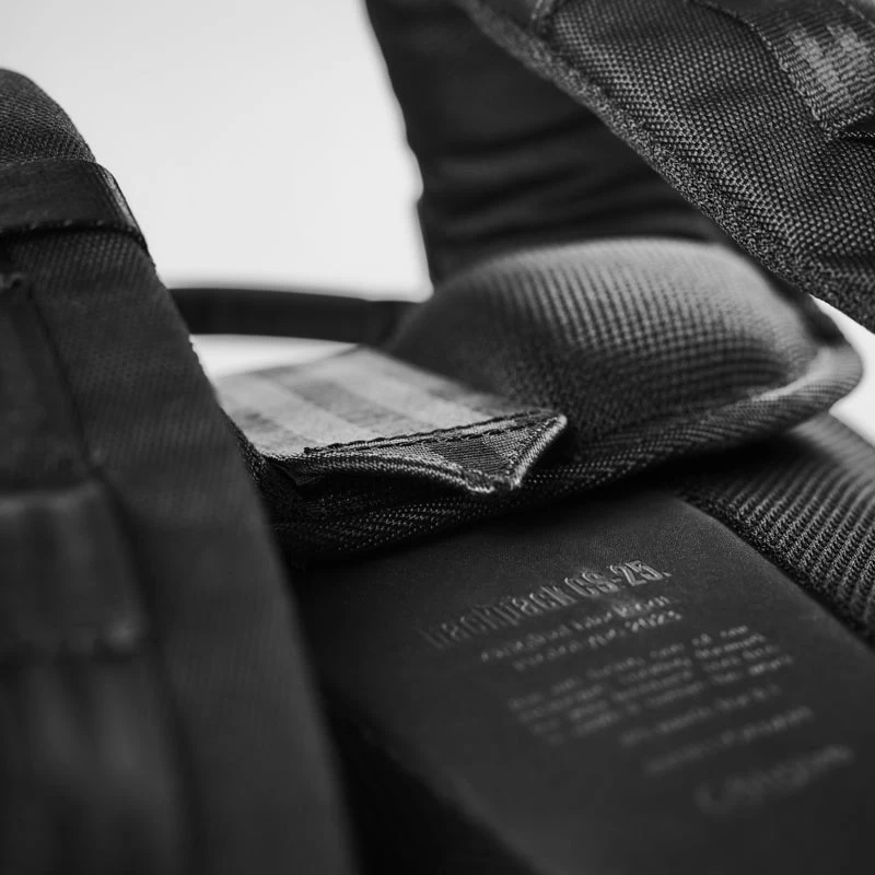 Clamshell 25 Backpack 13 Clamshell 25 Backpack - Image 13