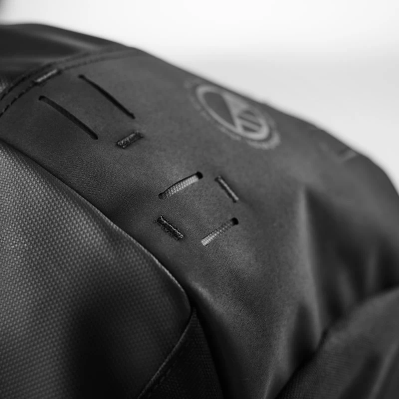 Clamshell 25 Backpack 19 Clamshell 25 Backpack - Image 19