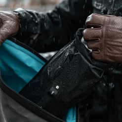 Matador Flatpak™ Dry Bag 20 Matador Flatpak™ Dry Bag -Outdoor Equip Store 9 Matador WeldedDrybag droplets 001