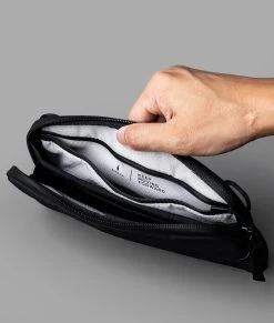 Flight Pouch -Outdoor Equip Store FLIGHTPOUCHBLACK4 e070d807 eafd 4fc9 ae28 487483be0165