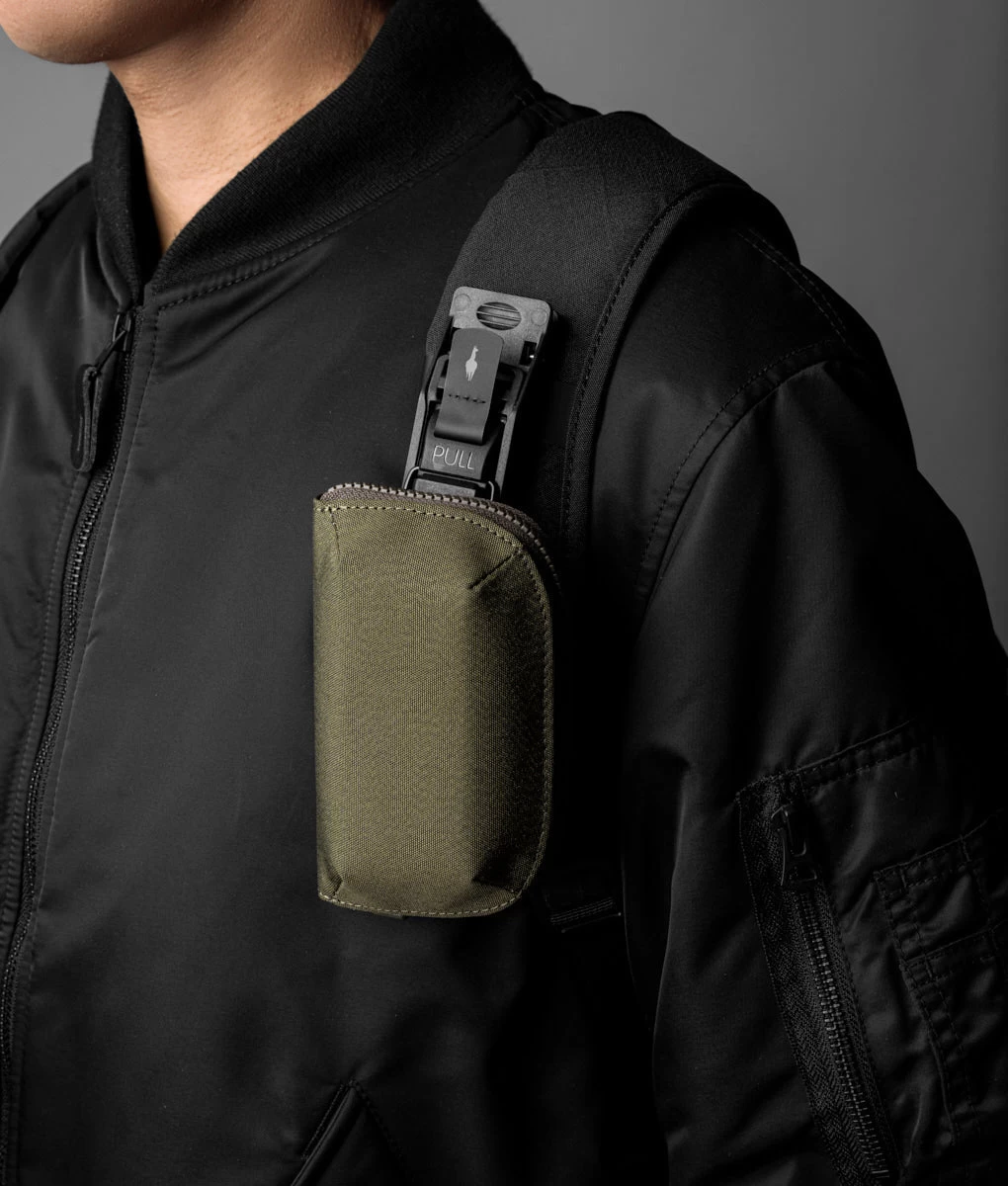 Hub Zip Pocket 11 Hub Zip Pocket - Image 11