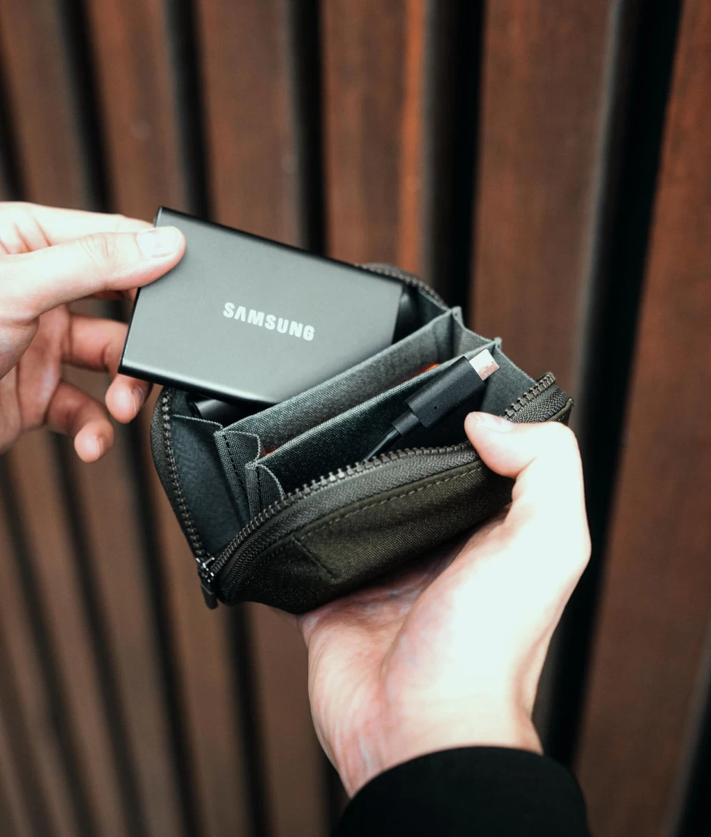 Hub Zip Pocket 13 Hub Zip Pocket - Image 13