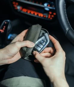 Hub Zip Pocket 33 Hub Zip Pocket -Outdoor Equip Store HUBZIPPOCKETGREEN18