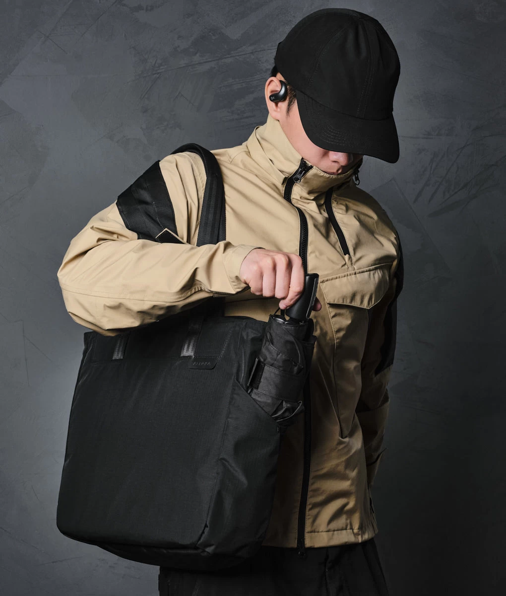 Metro Tote 5 Metro Tote - Image 5