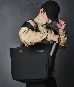 Metro Tote 25 Metro Tote -Outdoor Equip Store METROTOTEGREENBLACK3