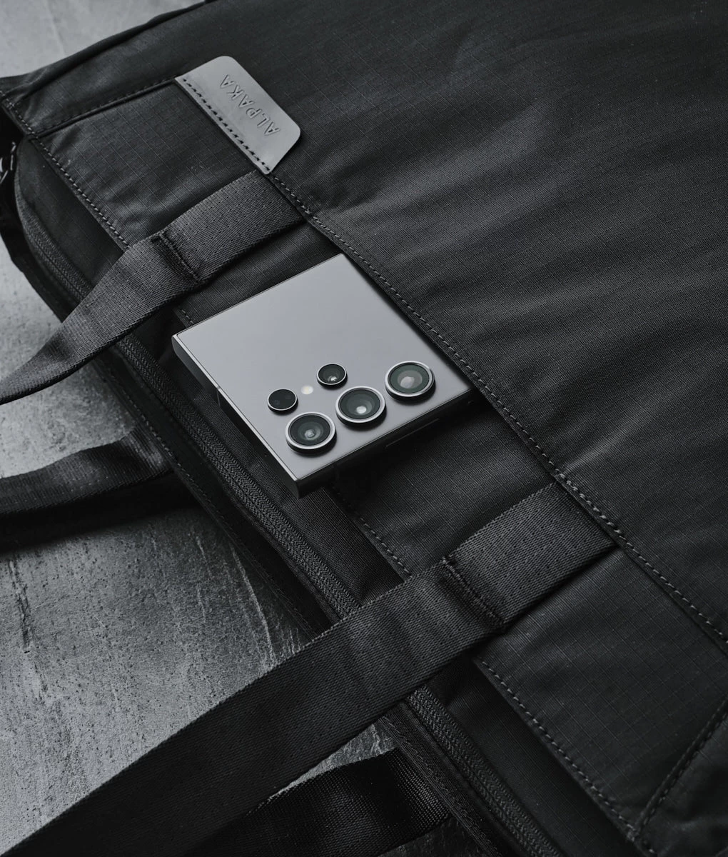 Metro Tote 10 Metro Tote - Image 10