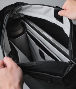 Metro Tote 30 Metro Tote -Outdoor Equip Store METROTOTEGREENBLACK92