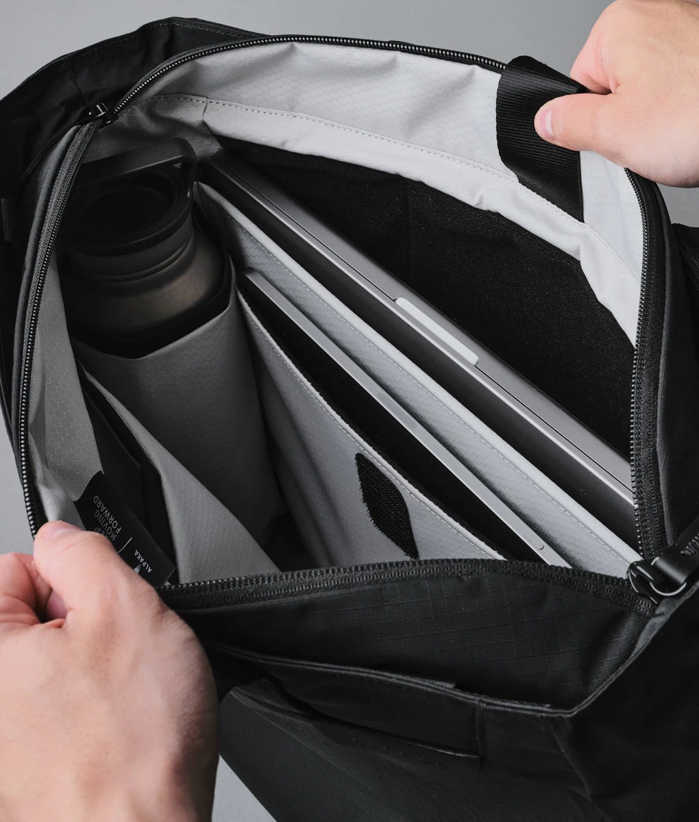 Metro Tote 11 Metro Tote - Image 11