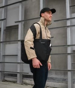 Metro Tote 34 Metro Tote -Outdoor Equip Store METROTOTELIFESTYLE31