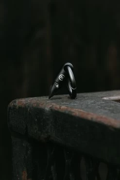 Microblade Pill XL™ 20 Microblade Pill XL™ -Outdoor Equip Store PQ9A9315 2