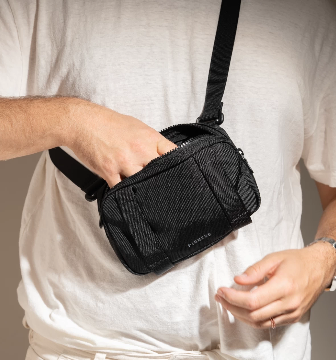 Pioneer Safari Sling 4 Pioneer Safari Sling - Image 4