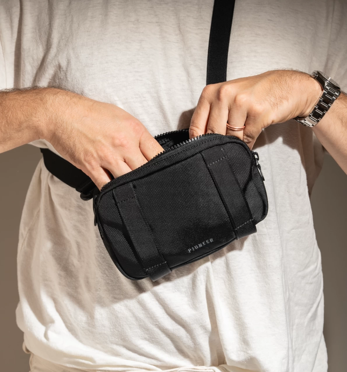 Pioneer Safari Sling 3 Pioneer Safari Sling - Image 3