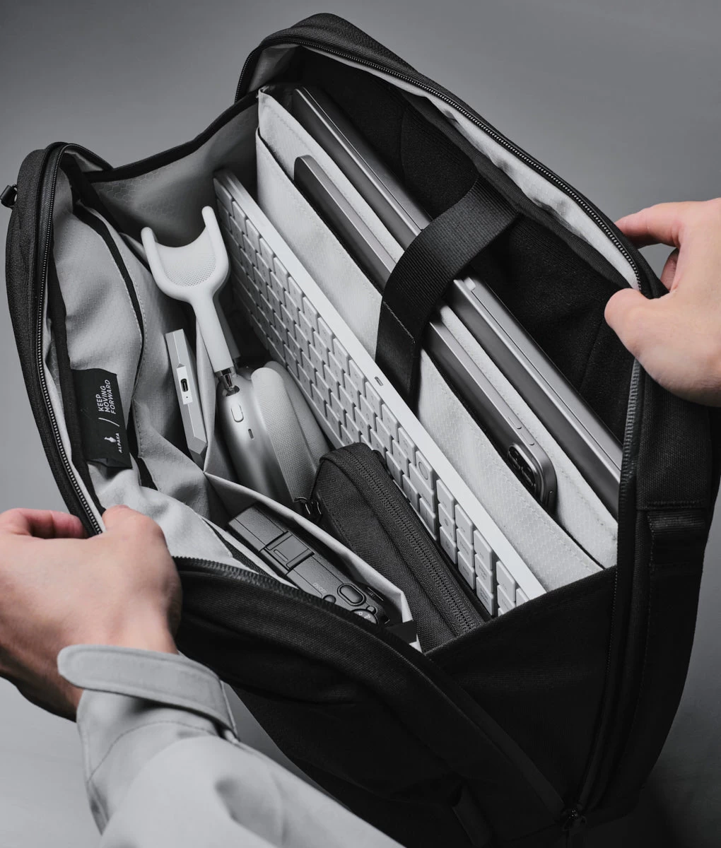 Elements Tech Brief Pro 16 Elements Tech Brief Pro - Image 16