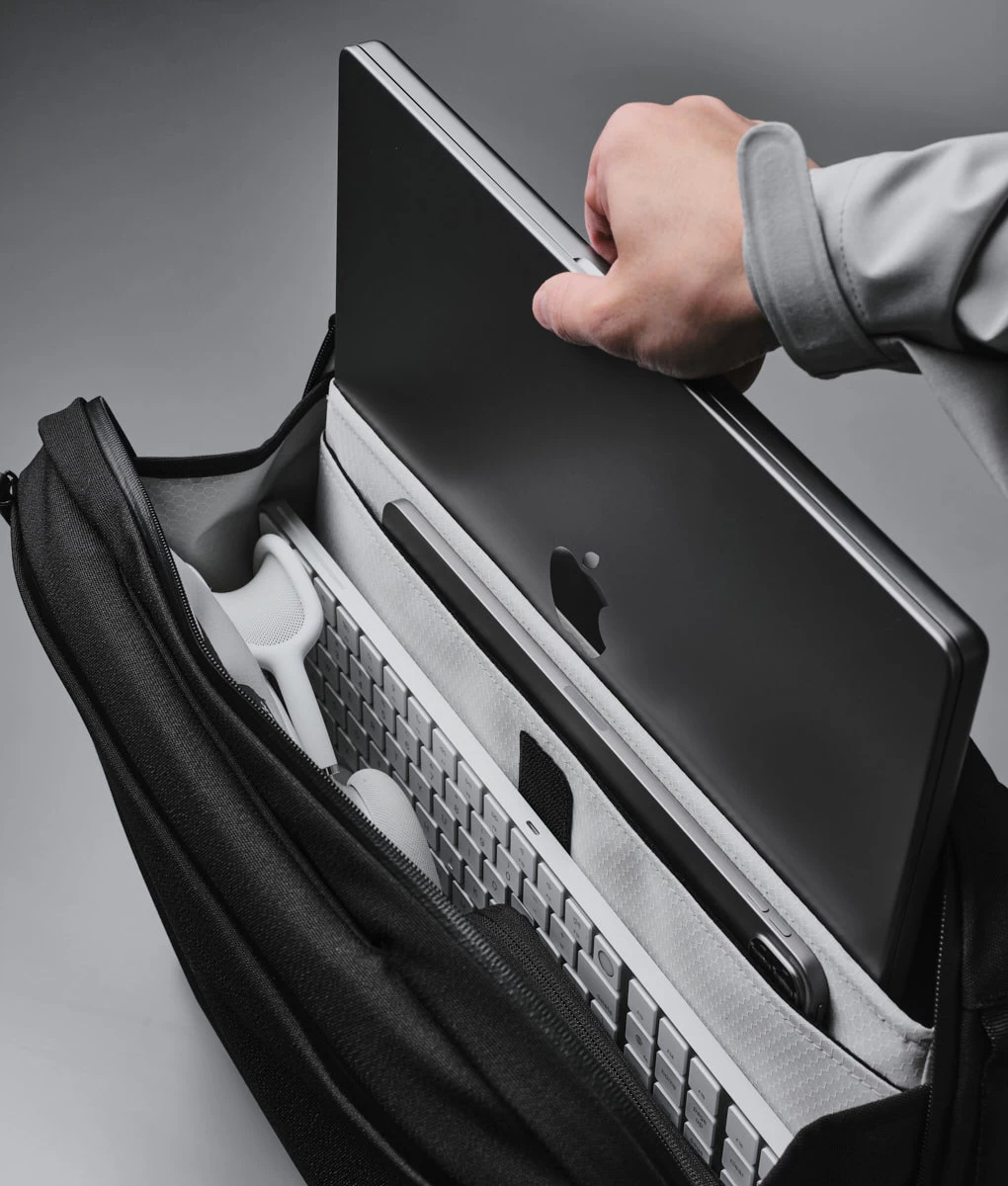 Elements Tech Brief Pro 17 Elements Tech Brief Pro - Image 17