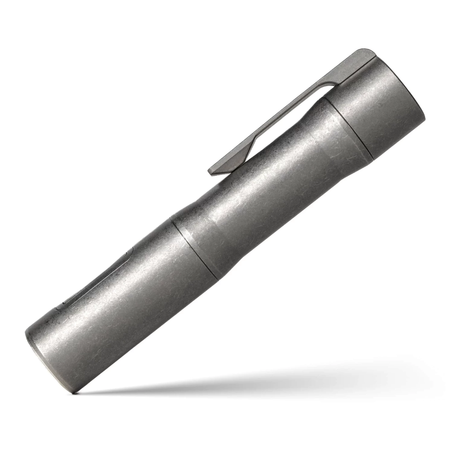 Rampant™ R4 EDC Titanium Flashlight 19 Rampant™ R4 EDC Titanium Flashlight - Image 19