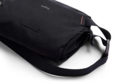 BELLROY Lite Sling Mini 33 BELLROY Lite Sling Mini -Outdoor Equip Store bellroy blma black web 06