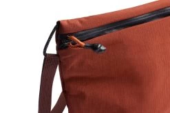BELLROY Lite Sacoche 34 BELLROY Lite Sacoche -Outdoor Equip Store bellroy blsa clay web 06