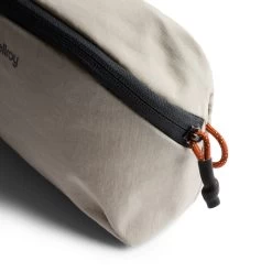 BELLROY Lite Packing Pouch 2 L 28 BELLROY Lite Packing Pouch 2 L -Outdoor Equip Store bellroy elaa ash web 04