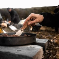 Bornas Knife -Outdoor Equip Store bornas curly birch wood camp outdoors 1