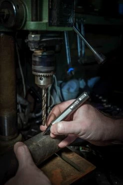 Sharpie Mini Caddy Titanium 12 Sharpie Mini Caddy Titanium -Outdoor Equip Store img 5602