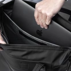 WPT Shldr Tote 31 WPT Shldr Tote -Outdoor Equip Store shoulder bag men 114 37e52a52 85d5 4347 8fea 28f75afd377a